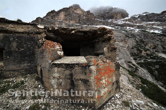 06-L'esterno dell'osservatorio; si noti lo spessore della struttura