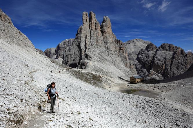 06-Il traverso sulle pendici della Croda di Re Laurino