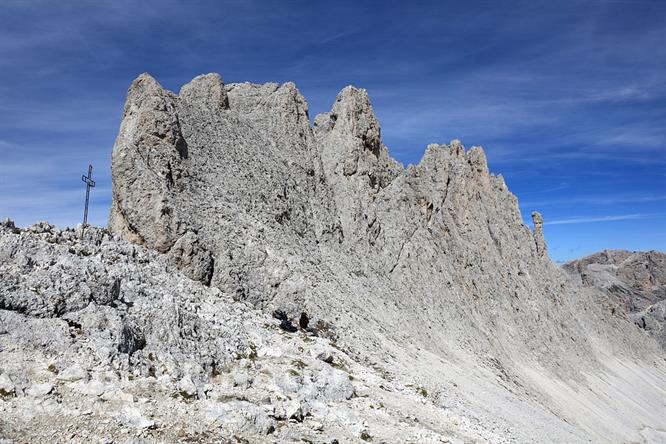 08-La Croda di Re Laurino dai pressi del rifugio Santner