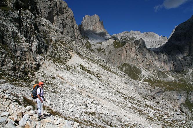 04-Sul pendio detritico alla via attrezzata