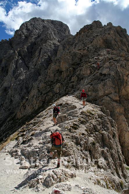 17-Alla base della cresta attrezzata della Roda di Vael