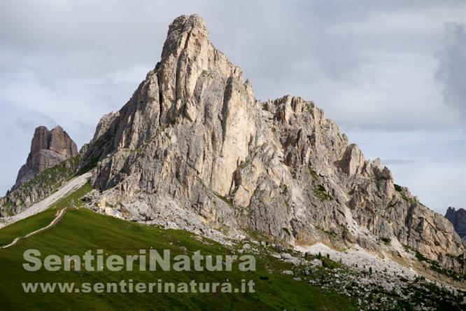 01-Panorama da passo Giau