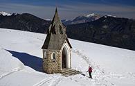 Malga Rauna e Cappella Zita da Valbruna