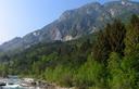 01-Il monte Cuzzer dal greto del torrente Resia