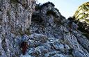 06-Canalino roccioso lungo la salita a sella Ursic